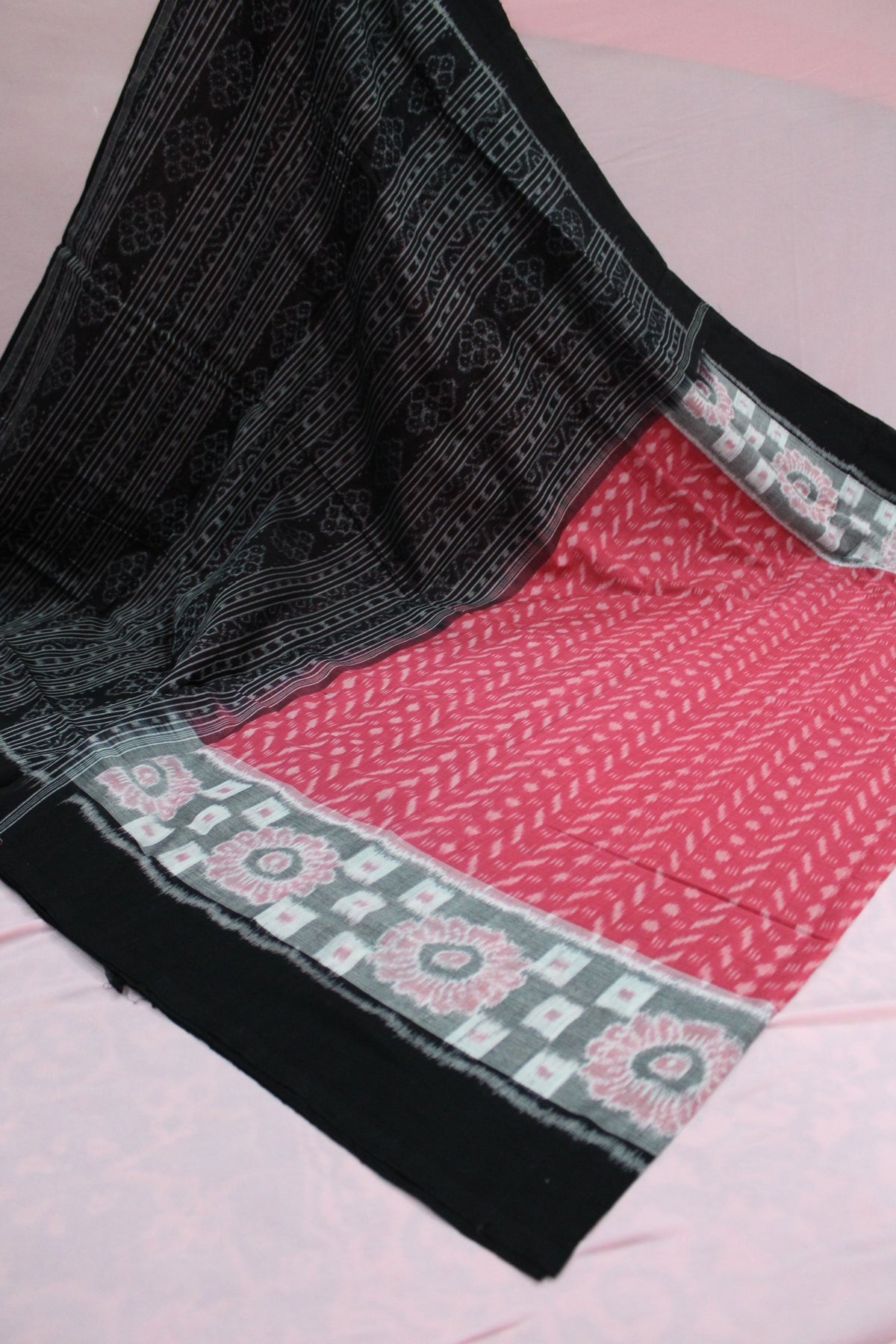 Black and Coral Pink Sambalpuri Bandha