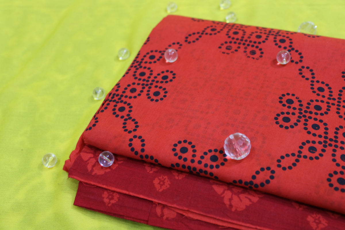 Red Sungudi Cotton Saree with Navy Blue Dotted Floral Motifs