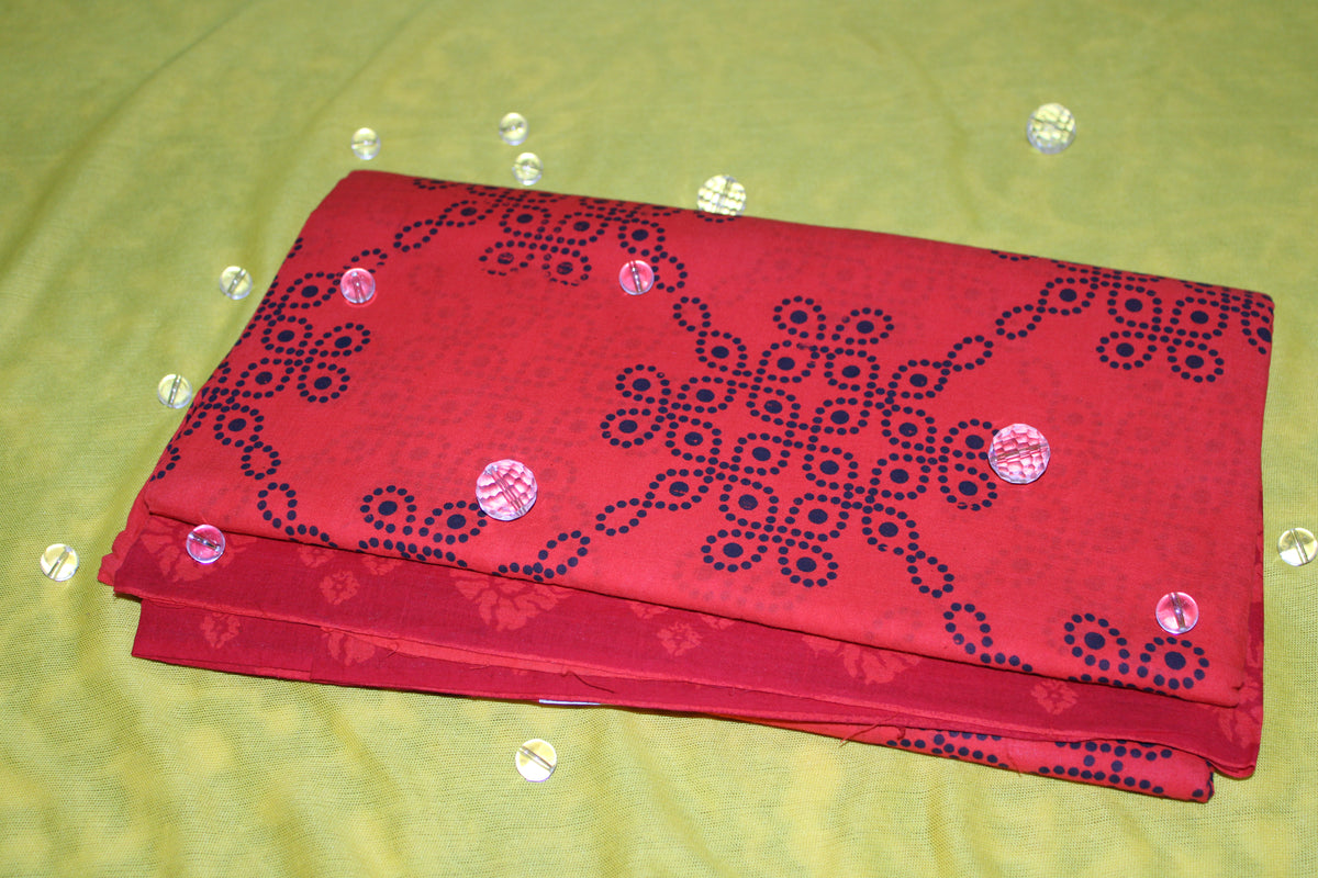 Red Sungudi Cotton Saree with Navy Blue Dotted Floral Motifs