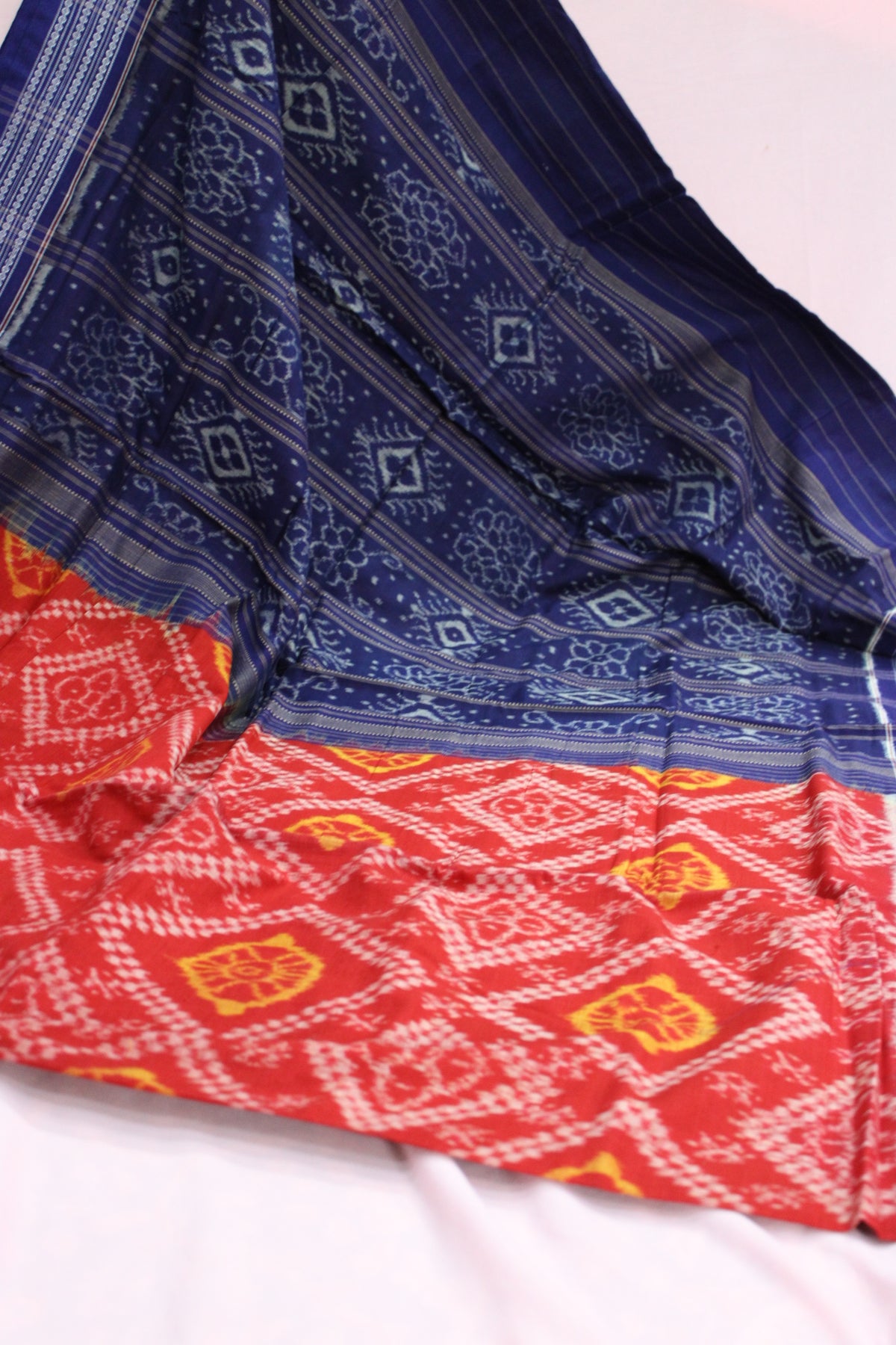Royal Blue & Crimson Red Sambalpuri Bandha