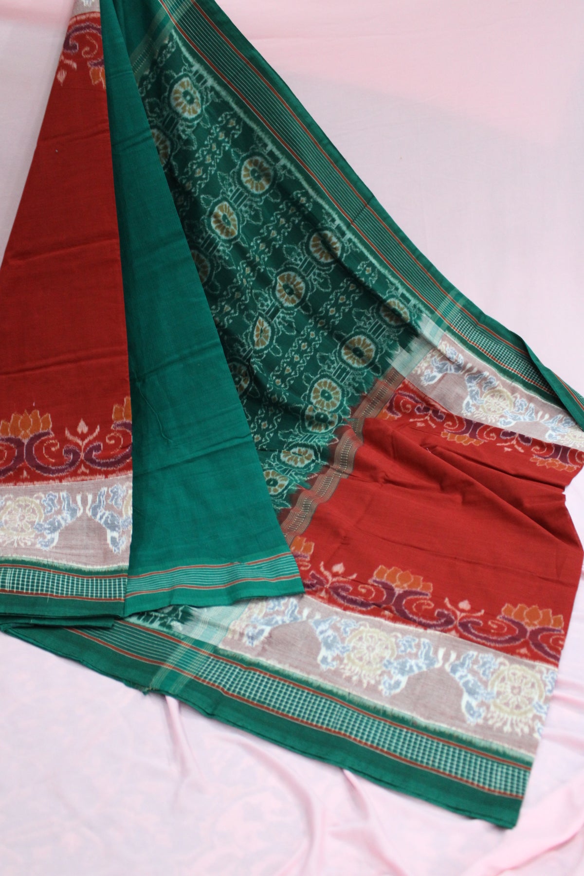 Emerald Green and Rust Red Sambalpuri Bandha