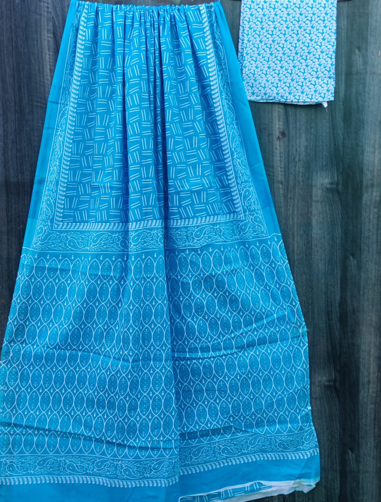 Mulmul Cotton Saree with Blouse Piece